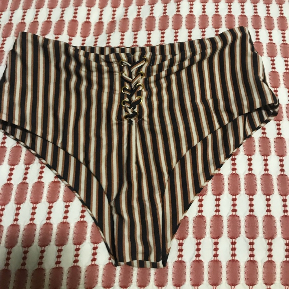 Amuse society bottoms